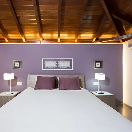 Casa Erques I Y Ii *