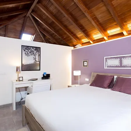 Casa Erques I Y Ii *