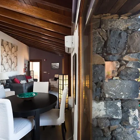 Casa Erques I Y Ii *